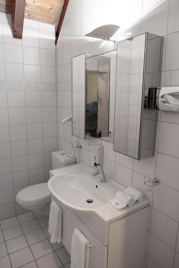 Swiss Hotel La Couronne افونش المظهر الخارجي الصورة